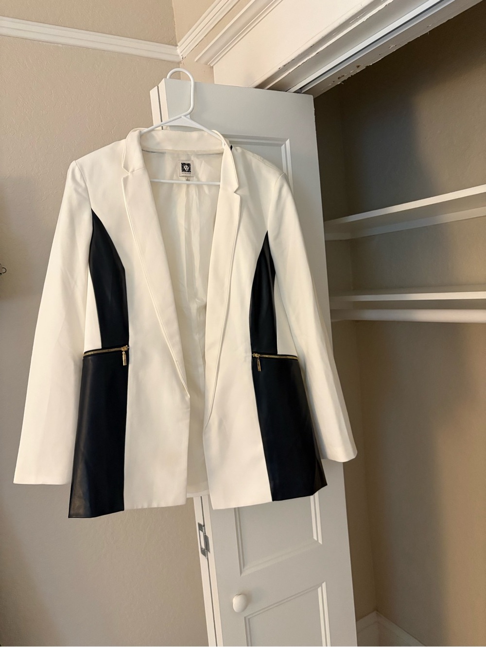 Anne Klein White Blazer with Black Panels and Gold Zippers
